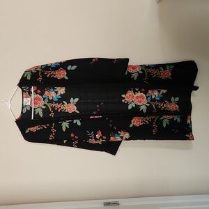 Black floral kimono
